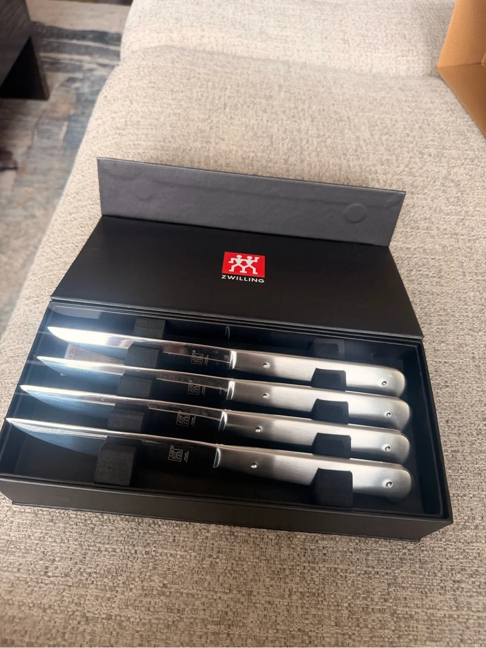 ZWILLING J.A. Henckels Stainless Steel Steak Knife Set in Silver- BRAND NEW
